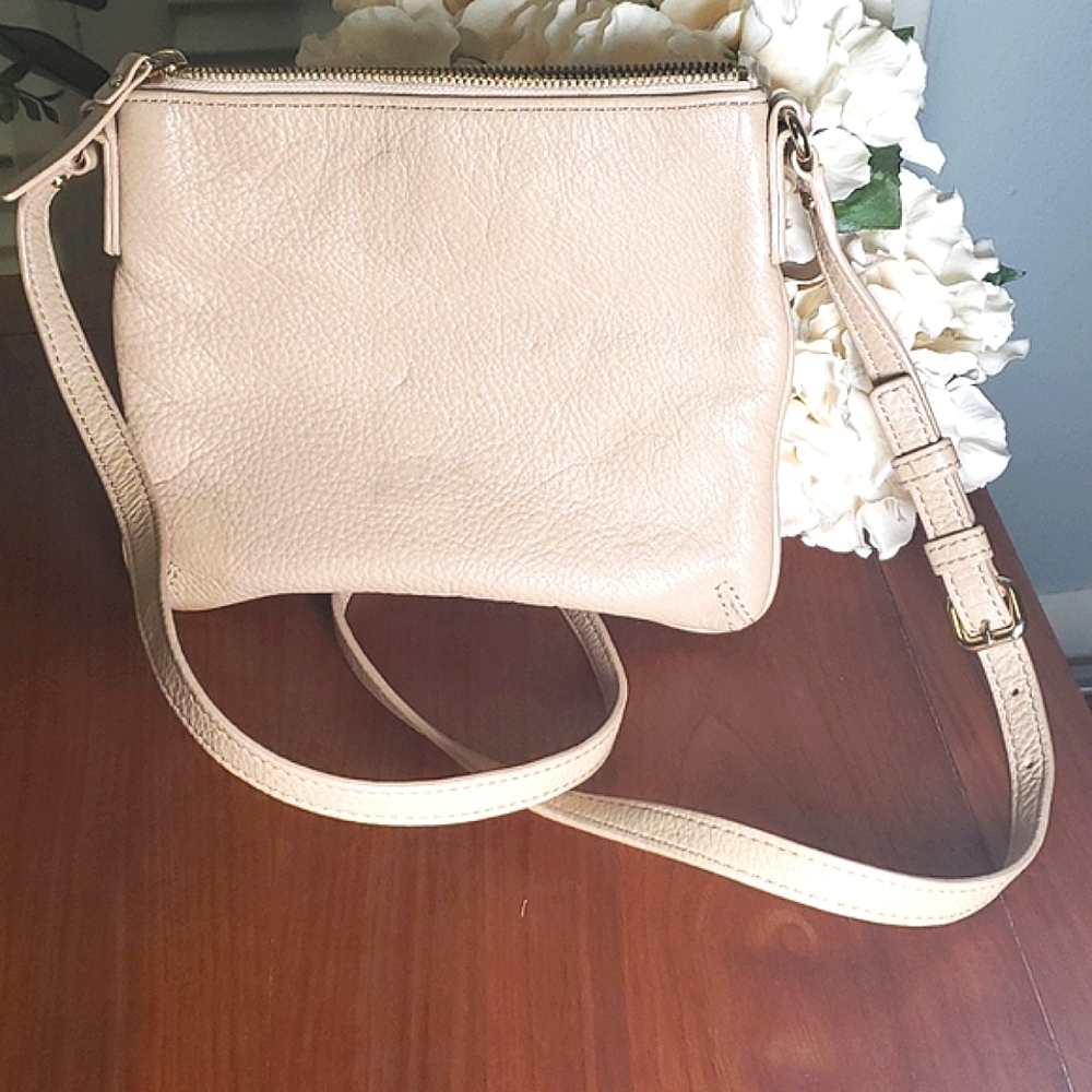 Kate Spade Cross Sholder Purse - Picture 8 of 8